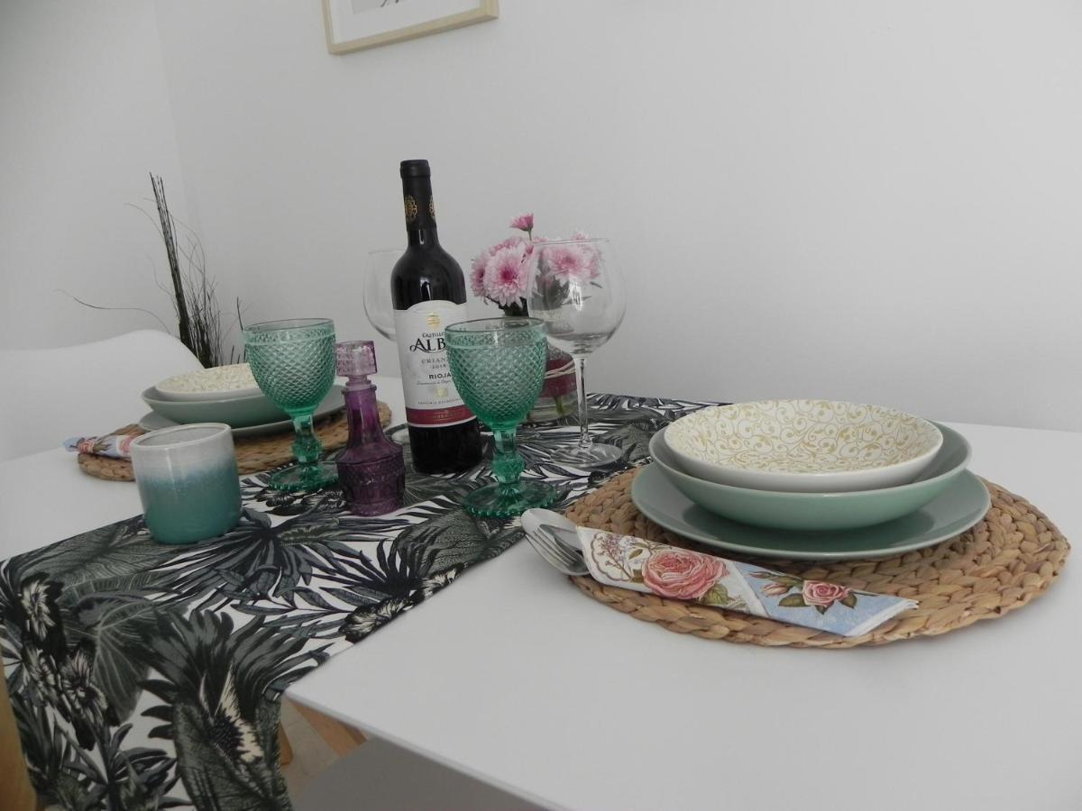 Brand New Apartment Tarifa Bagian luar foto